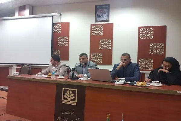 برپایی نشست کرسی‌های ترویجی، عرضه و نقد ایده علمی در دانشگاه مازندران