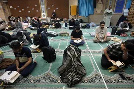 مراسم دعای ام داوود در دانشگاه‌های تهران و امیرکبیر