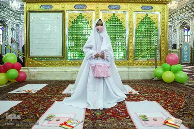 مراسم جشن تکلیف 42 دختر در امامزاده پنج تن لویزان