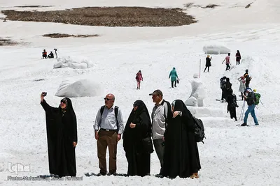 دومین جشنواره مجسمه های برفی پیست توچال