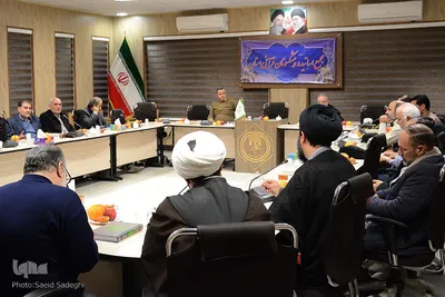 نشست مجمع اساتید و پیشکسوتان قرآنی آذربایجان شرقی