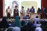 حافظان قرآن و فعالان کانون الزهرا(س) تجلیل شدند + عکس