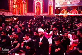 محفل انس با قرآن کریم در شب عاشورا در قرارگاه حسینی