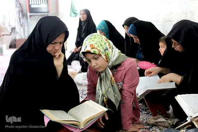 جزء خوانی و تفسیر قرآن کریم در مسجد جوادالائمه(ع) و طفلان مسلم بیرجند