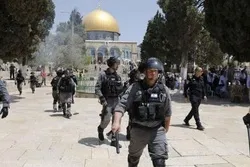 Farmakin Sojojin Isra'ila A Kan Musulmi Masu Sallar Asuba A Yau A Masallacin Al-aqsa