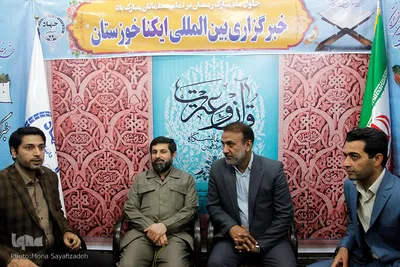 از سمت چپ؛ محمدامین صالحی نژاد معاون فرهنگی سازمان جهاد دانشگاهی خوزستان، دکتر غلامرضا شریعتی استاندار خوزستان و محمد جوروند مدیرکل فرهنگ و ارشاد اسلامی خوزستان 