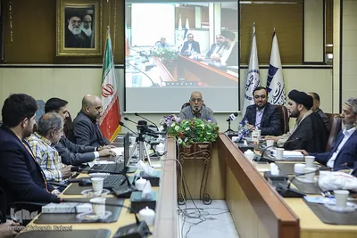 مراسم رونمایی از کتاب نسیم قدسی در تفسیر قرآن