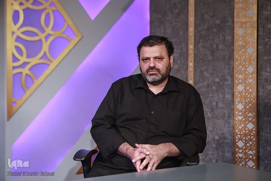 نسبت انسانِ سوگوارِ امام حسین(ع) با دنیای جدید را تبیین کنیم