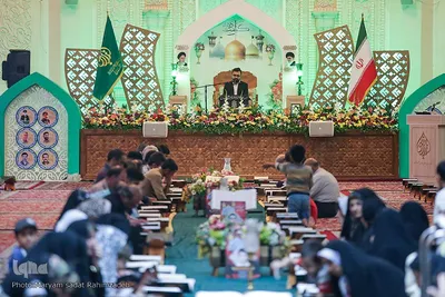 محفل انس با قرآن کریم و رونمایی از نماهنگ حضرت عشق