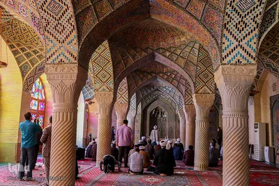 بازدید شرکت کننده طلاب حاضر در دوره تربیت مربی بین‌الملل از مسجد نصیرالملک شیراز ‎‎