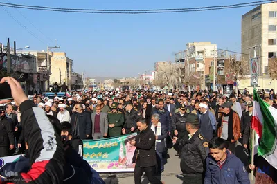 راهپیمایی روز بصیرت در ملایر