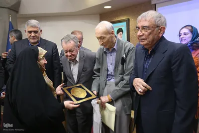 نشست «تأثیر قرآن بر آثار مولوی»