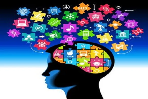 پرخوری رسانه‌ای باعث مرگ خردورزی می‌شود