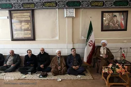 دیدار کاروان قرآنی انقلاب با آیت‌الله دری نجف‌آبادی، نماینده ولی فقیه در استان مرکزی و امام جمعه اراک