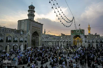 حال و هوای حرم مطهر رضوی در آستانه میلاد حضرت رضا(ع)
