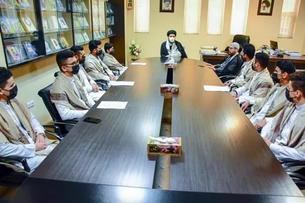بازدید جمعی از قاریان و حافظان دارالقرآن آستان حسینی از جامعةالقرآن + صوت