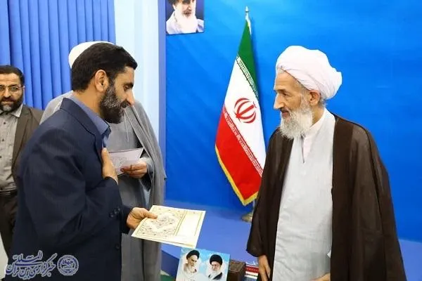 آیین تجلیل از دست‌اندرکاران کنگره بزرگداشت علامه مصباح یزدی (ره)