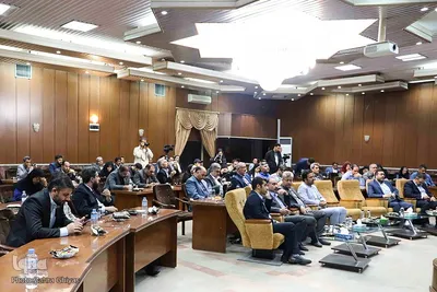 نشست صمیمی وزیر فرهنگ و ارشاد اسلامی با اصحاب رسانه آذربایجان شرقی