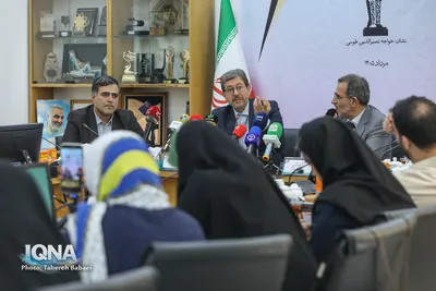 نشست خبری مرحله کشوری چهاردهمین دوره مسابقات ملی مناظره دانشجویان ایران