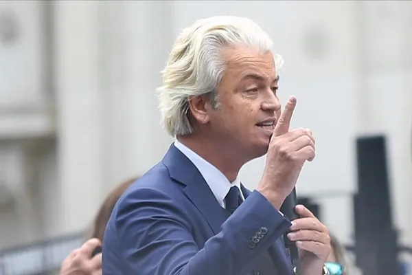 Hollanda'da aşırı sağcı lider Wilders'in azınlık gruba hakaret suçu cezası onandı