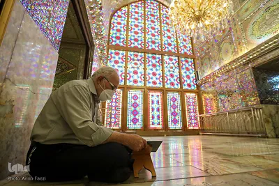 جزء خوانی قرآن کریم در حرم مطهر شاهچراغ (ع)