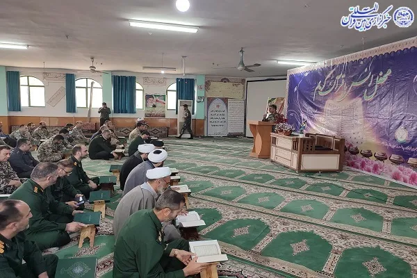 محفل نورانی انس با قرآن کریم نیروهای مسلح شهرستان بابلسر