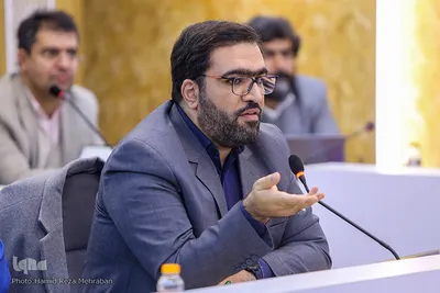 نشست هم‌اندیشی باز‌آرایی جبهه فرهنگی انقلاب اسلامی