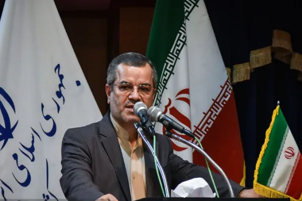 معلمان دانش‌آموزان را برای حضور در مساجد تشویق کنند