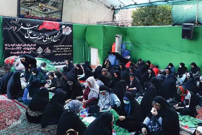 آغاز بسته‌بندی لباس همایش عظیم شیرخوارگان حسینی در استان فارس‎‎‎‎