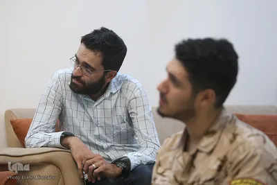 دیدار جامعه قرآنی با خانواده شهید آرمان علی‌وردی
