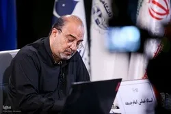 مقرئ إيراني يطالب بوضع جدول زمني لمسابقات القرآن في إيران