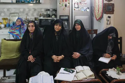 جشن روز معلم در جلسه آموزشی سیدمحسن موسوی‌بلده