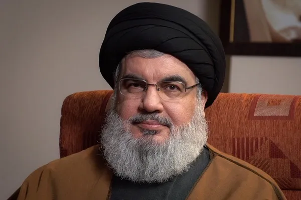 تشییع باشکوه شهدای شیراز پیام محکمی برای توطئه‌گران است
