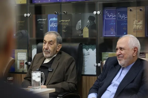 دیدار پیشکسوتان وزارت امور خارجه با «علی‌اکبر ولایتی»