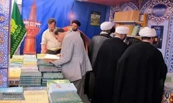 عالم اسلام کے اہم پروگراموں میں آستان قدس رضوی کی فعال شرکت پر تاکید