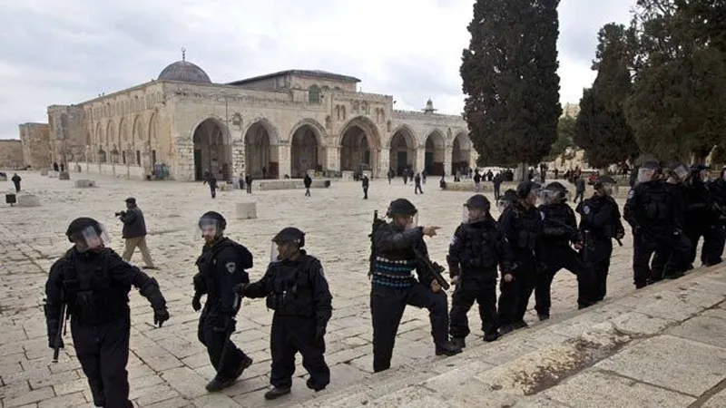 Wazayuni wenye misimamo mikali wauhujumu Msikiti wa Al Aqsa