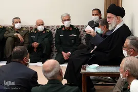دیدار جمعی از فرماندهان ارشد نیروهای مسلح با رهبر معظم انقلاب