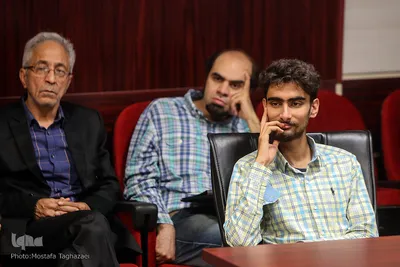 نقد و بررسی کتاب درآمدی به تاریخ فلسفه اسلامی