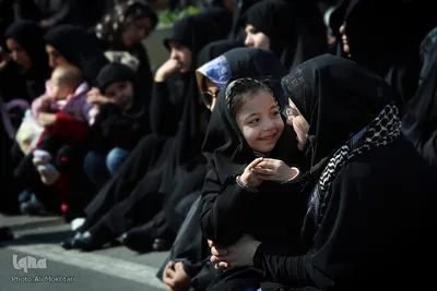 تجمع عزاداران عاشورای فاطمی در میدان هفت تیر