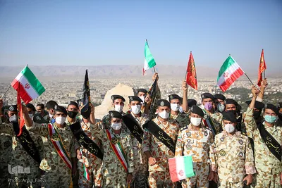 همایش پیاده روی مشترک تیپ 55 هوابرد و کارکنان پایگاه هوایی شهید دوران‎