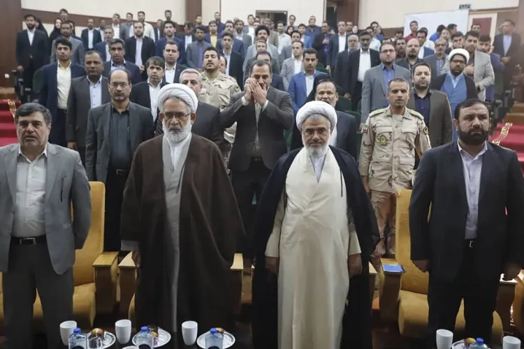 انتقاد نماینده ولی فقیه در هرمزگان از قاچاق مشروبات الکلی در استان