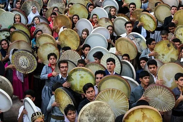 کلیپ | هم آوایی هنرمندان دف‌نواز کشور در سنندج