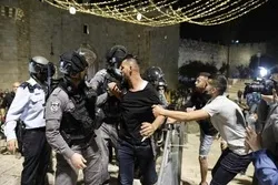 Yahudawan Isra'ila Sun Sake Auka Wa Musulmi A Lokacin Sallar Asham A Masallacin Quds