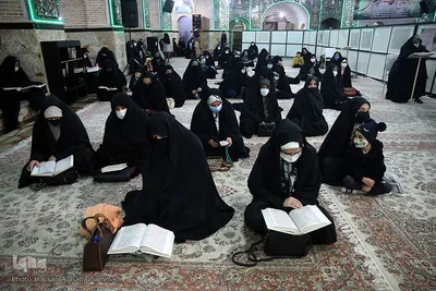 محفل انس با قران کاروان قرآنی انقلاب در امامزاده سید اسحاق(ع) ساوه