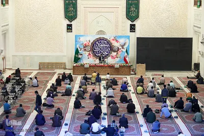 قرائت دعای کمیل در حرم شاهچراغ (ع)