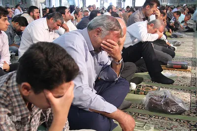 قرائت دعای عرفه در مصلی امام خمینی(ع) ـ شهرکرد‎