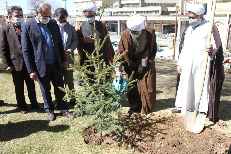 غرس نهال رسالتی مستمر در نظام اسلامی است