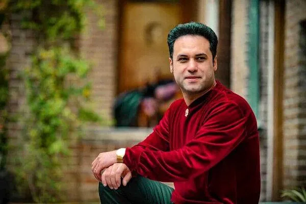 نمایش اصالت‌های فرهنگی سرزمینی از رسالت‌های هنرمند است + صوت