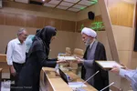 دیدار اعضاء خیریه ملی ناجیان ماندگار بهشت فارس با آیت الله دژکام‎‎
