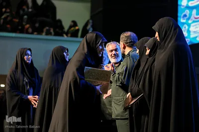 اجتماع ۴ هزار نفری دختران بسیجی